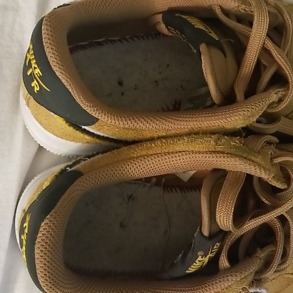 Airforce 1 - Picture 2 of 4
